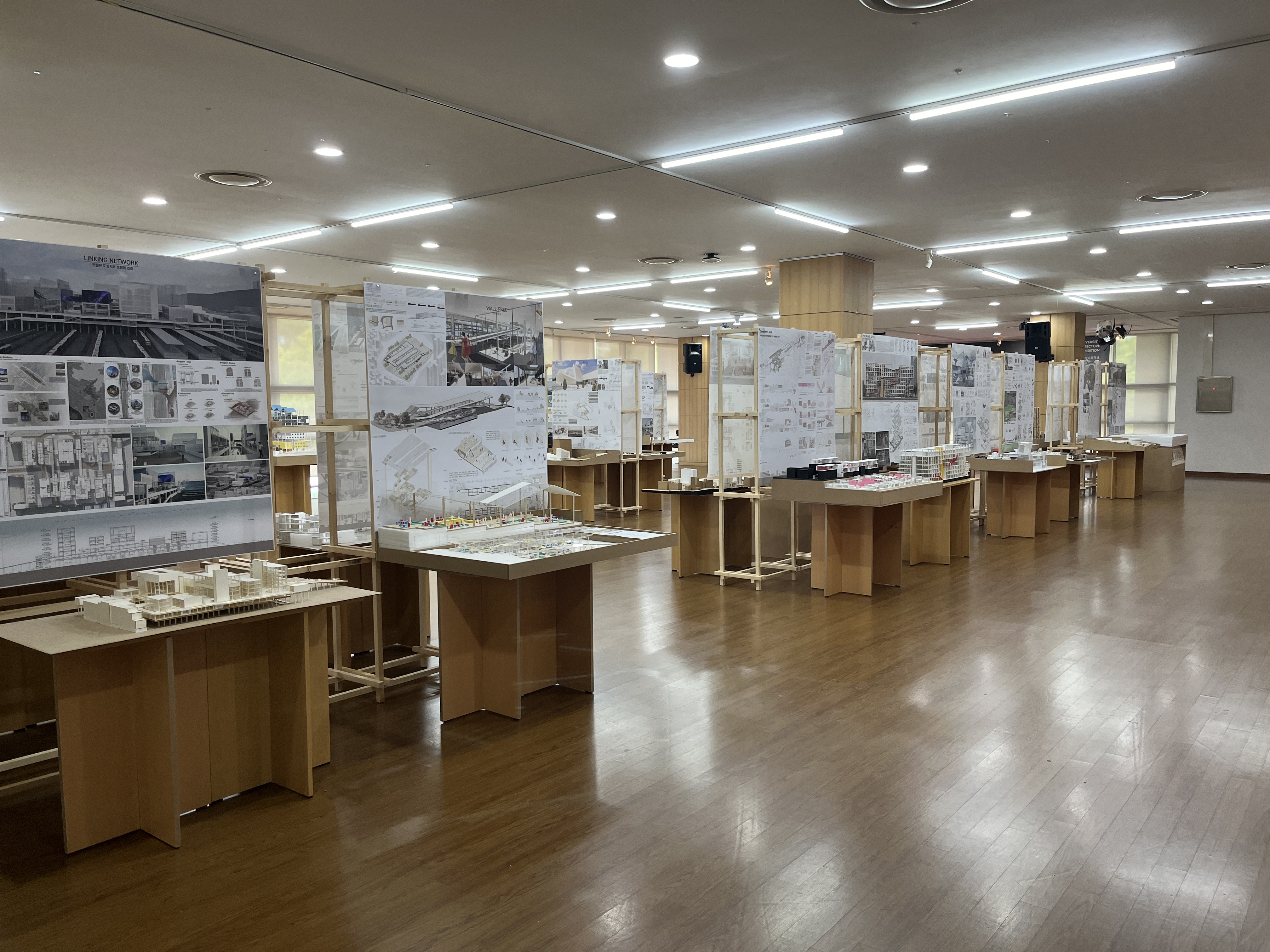 2024 도시건축 졸업작품전 (2).jpg
