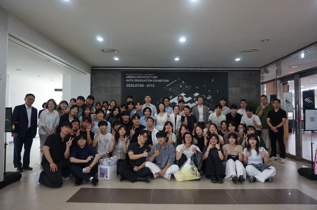 2025 졸업작품전시회 5.JPG